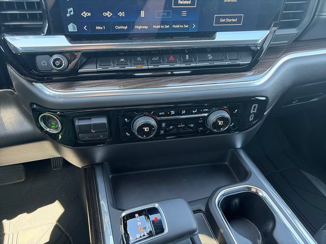 Used 2025 Chevrolet Silverado 1500 LT Trail Boss w/ Convenience Package II AWD/4WD image 20