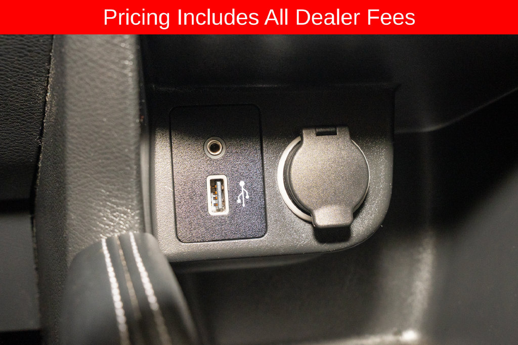 Used 2019 Nissan Kicks SV FWD image 14