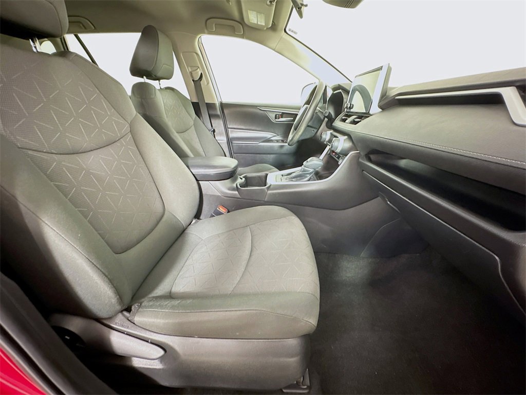 Certified 2023 Toyota RAV4 XLE image 27