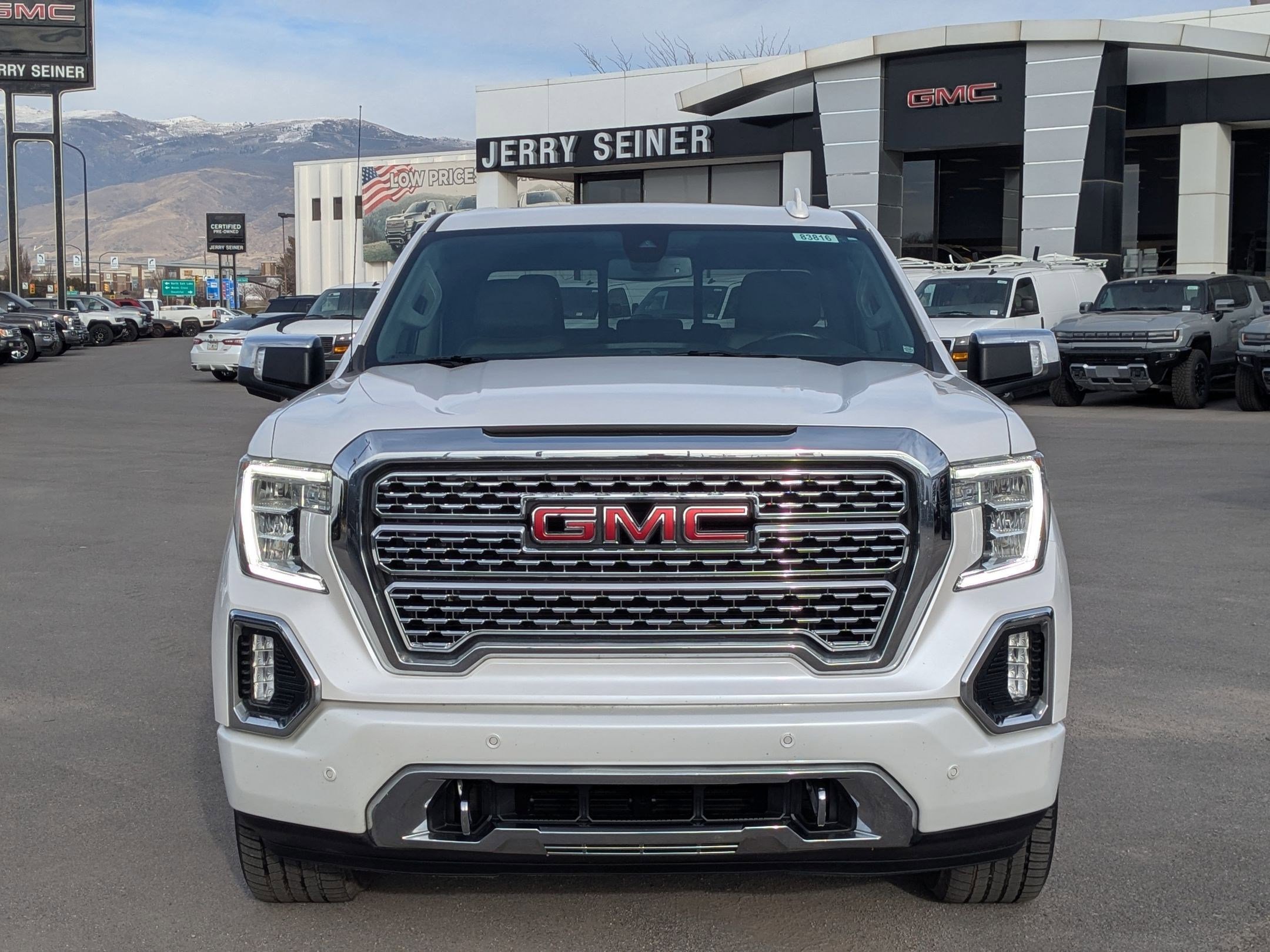 Used 2022 GMC Sierra 1500 Denali w/ Denali Premium Package image 9