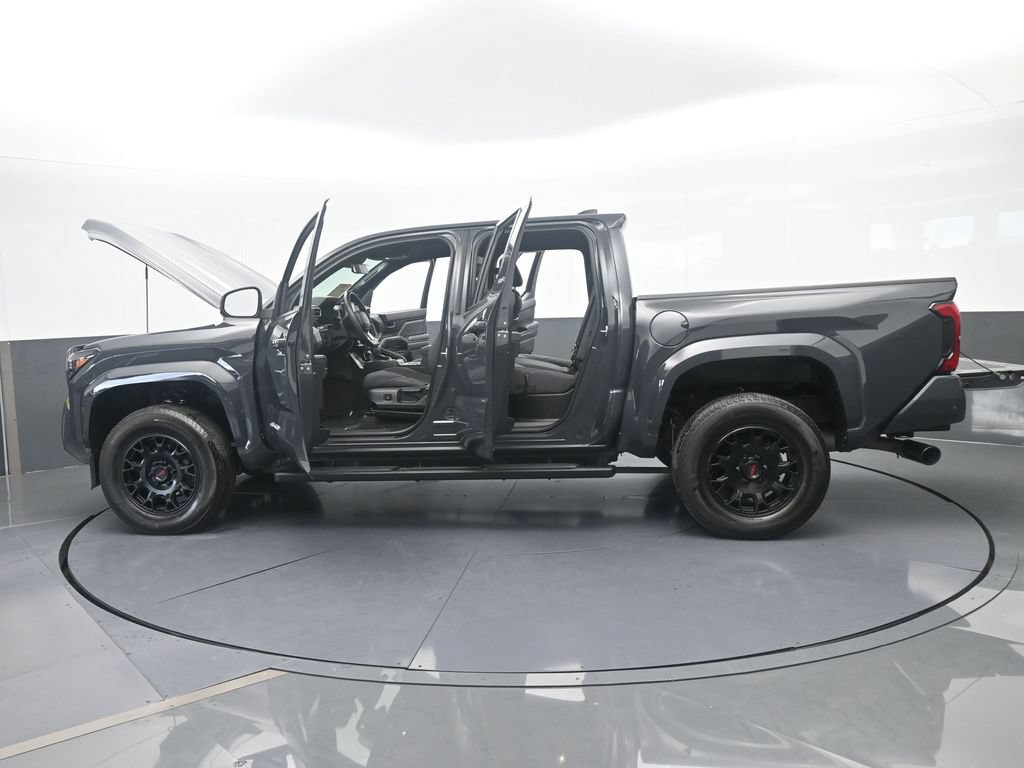 Used 2024 Toyota Tacoma SR5 w/ SR5 Upgrade Package RWD image 75