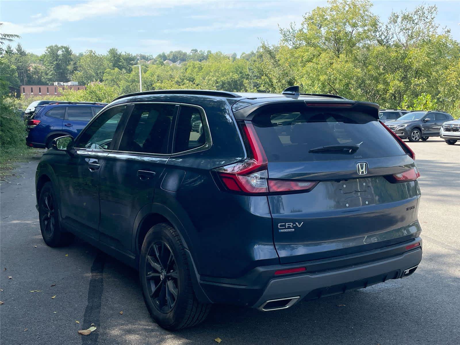 Used 2024 Honda CR-V Sport image 3
