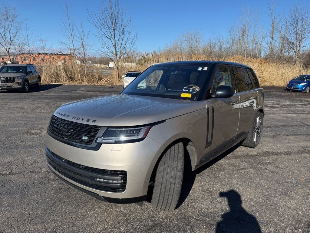 Used 2023 Land Rover Range Rover SE image 10