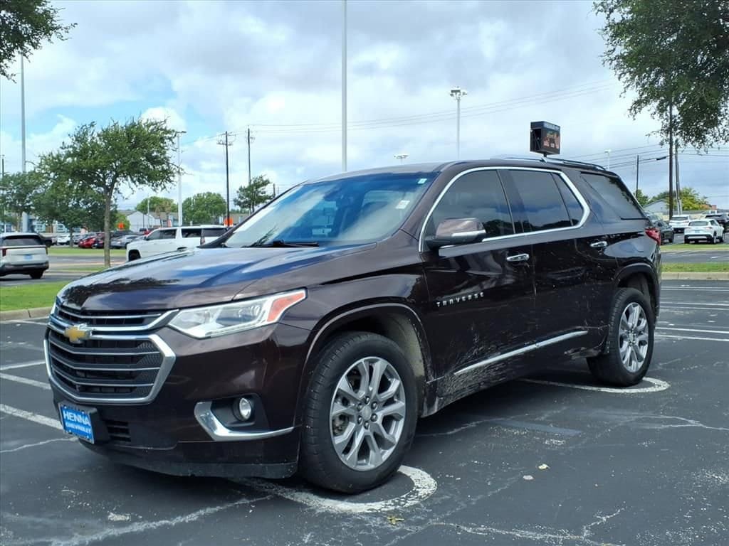 Used 2021 Chevrolet Traverse Premier FWD image 11