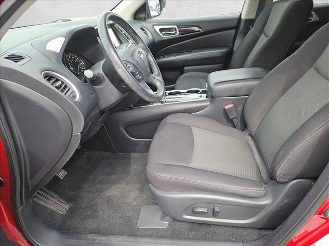 Used 2020 Nissan Pathfinder SV FWD image 16