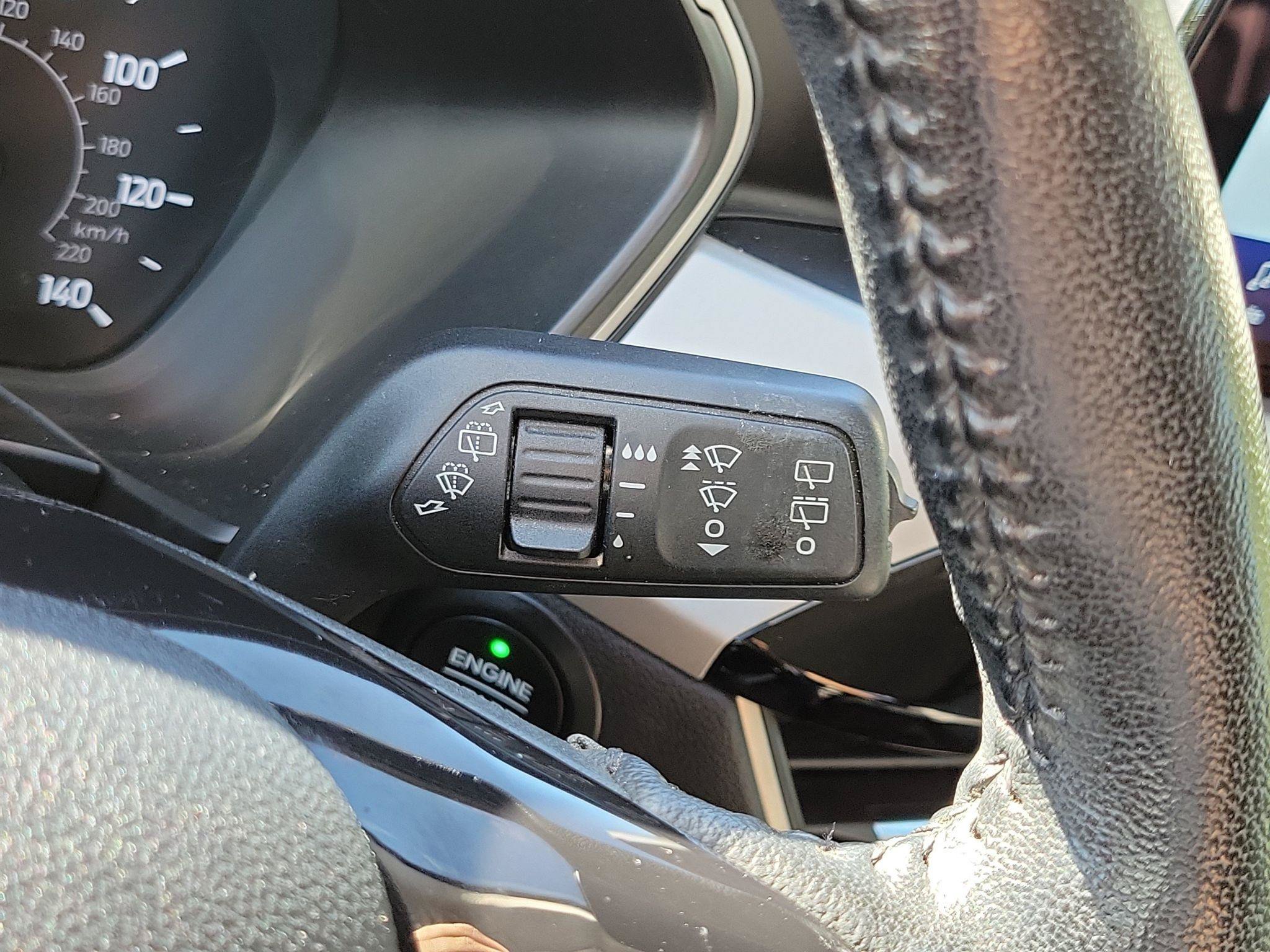 Used 2021 Ford Escape SE w/ Convenience Package AWD/4WD image 14