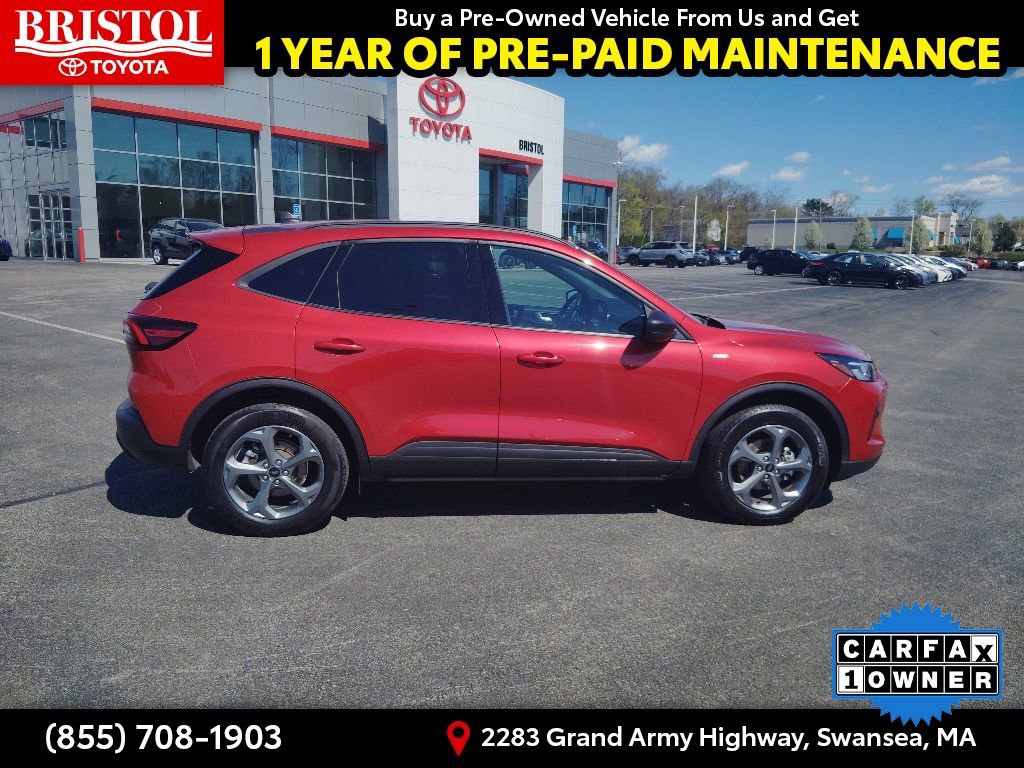 Used 2025 Ford Escape ST-Line AWD/4WD image 9