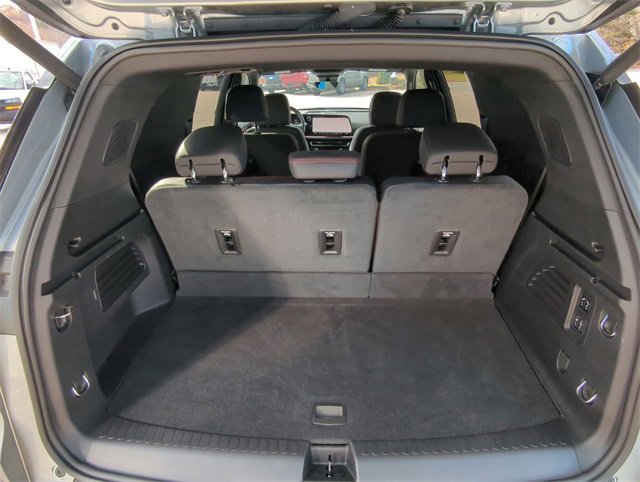 Certified 2024 Chevrolet Traverse RS w/ LPO, Floor Liner Package image 27