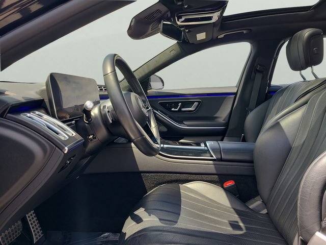 Used 2023 Mercedes-Benz S 580 4MATIC Sedan w/ AMG Line image 21