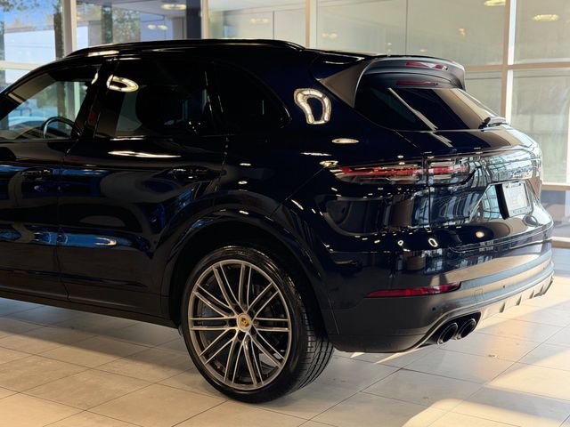 Used 2019 Porsche Cayenne S AWD/4WD image 12