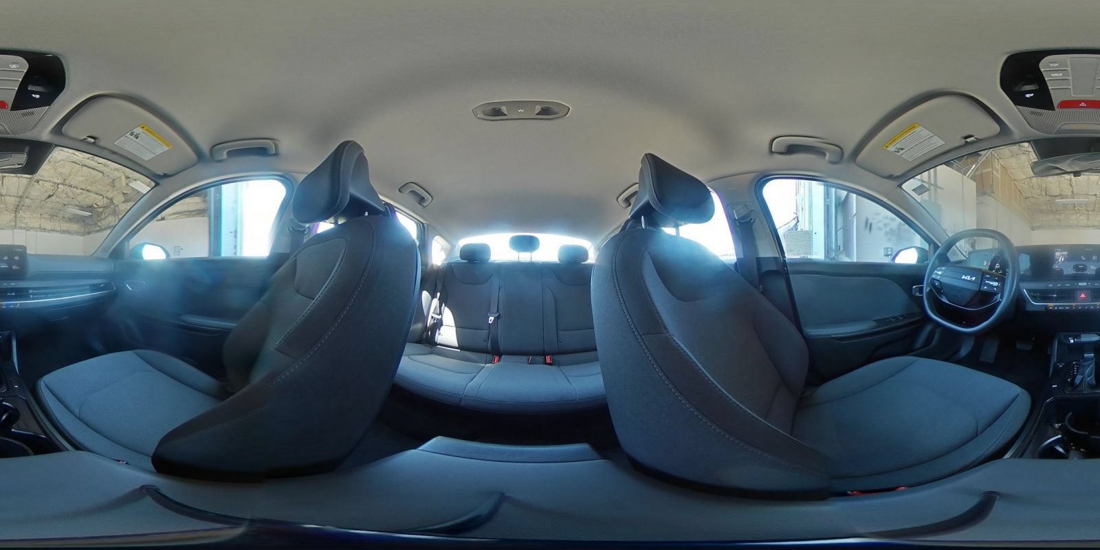 Used 2025 Kia K4 FWD image 40