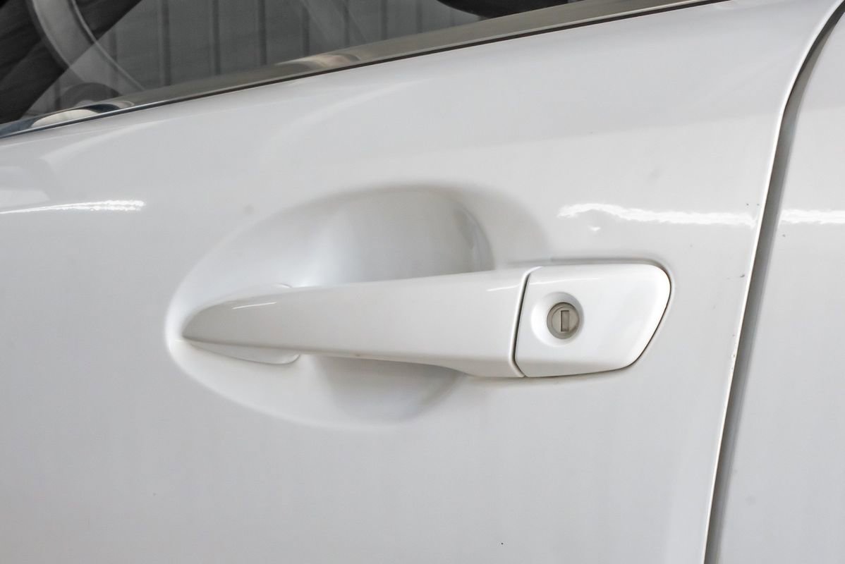 Used 2016 Lexus IS 200t RWD image 40