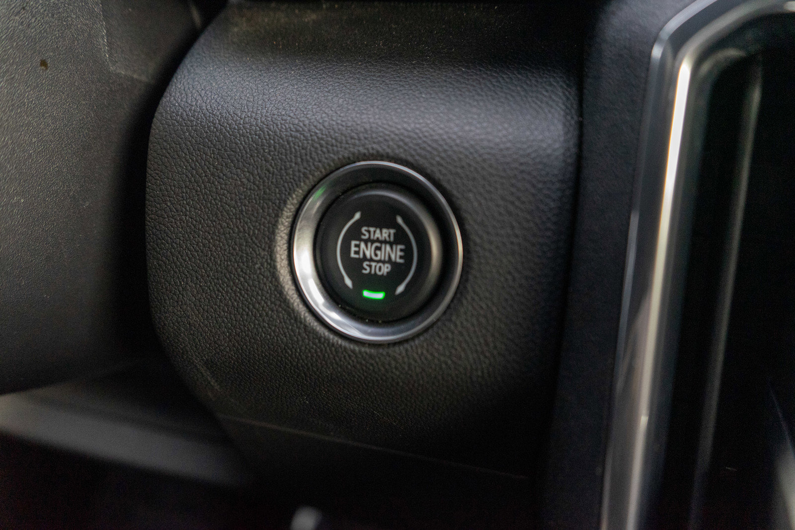 Used 2024 GMC Acadia Elevation image 20