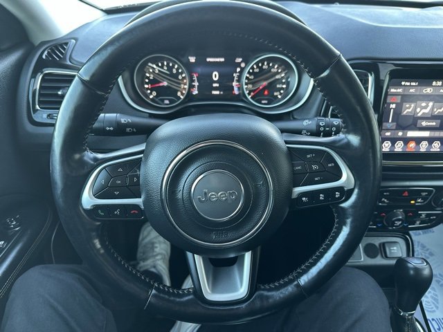 Used 2021 Jeep Compass Limited image 27