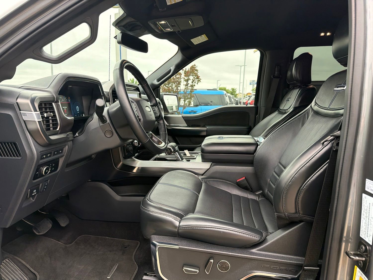 Used 2024 Ford F150 Platinum AWD/4WD image 12