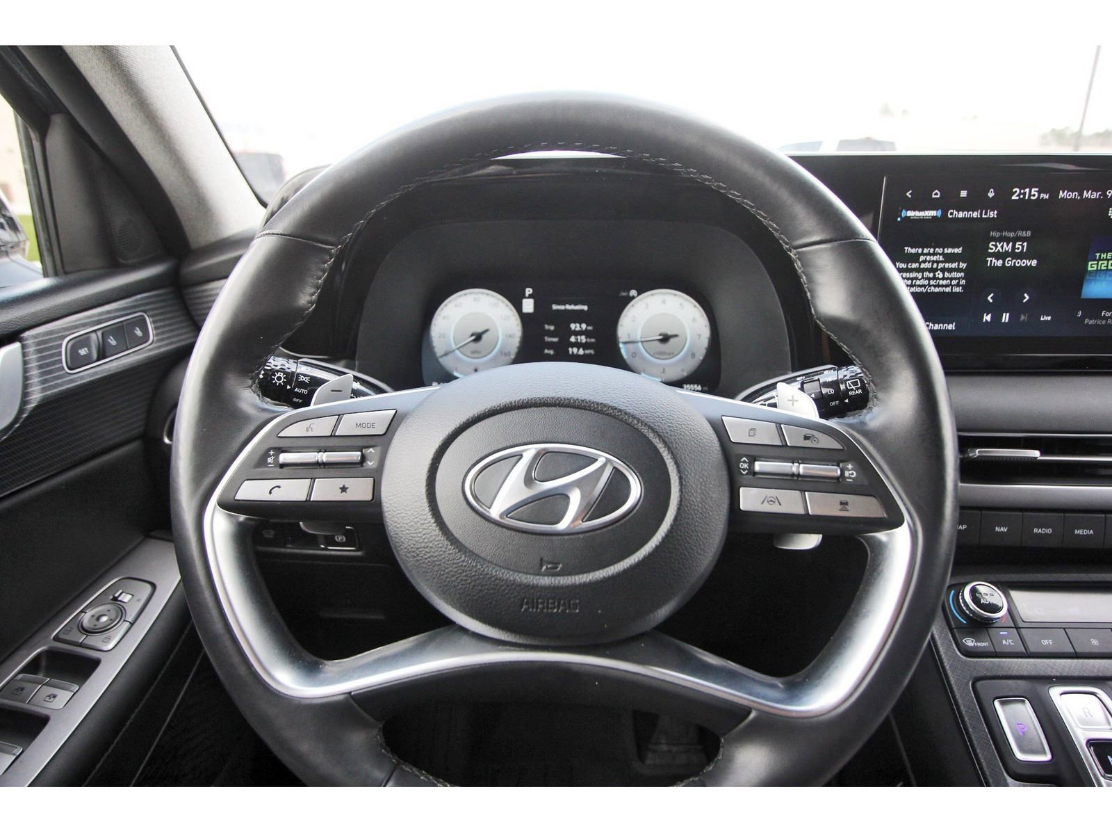 Used 2023 Hyundai Palisade Limited w/ Cargo Package image 16