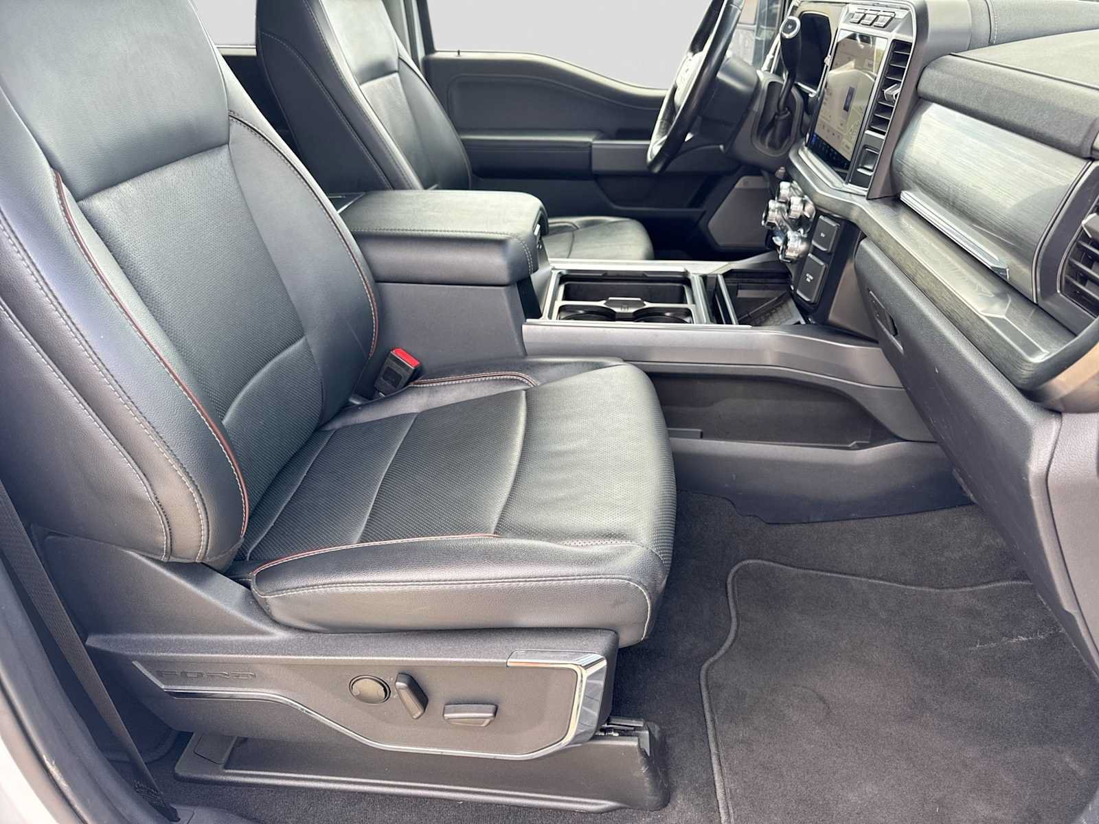Used 2024 Ford F250 Lariat w/ Chrome Package AWD/4WD image 20