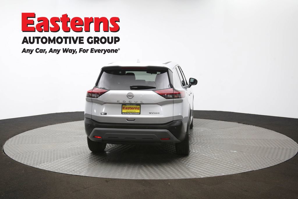 Used 2022 Nissan Rogue SV image 39