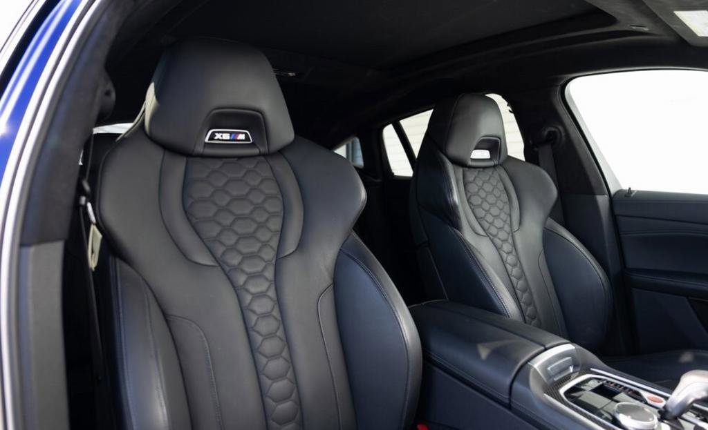 Used 2023 BMW X6 M image 11