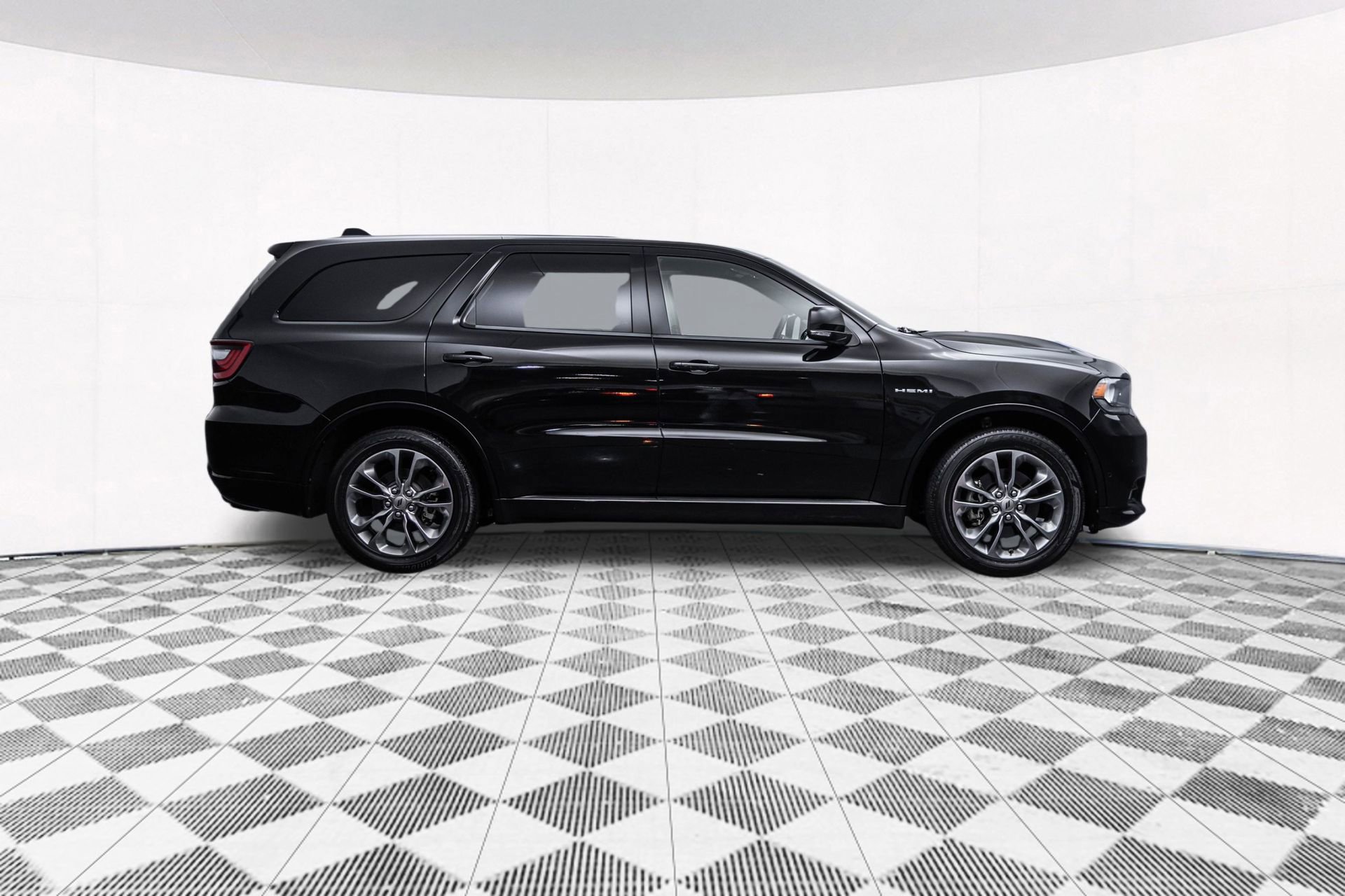Used 2020 Dodge Durango R/T w/ Trailer Tow Group IV AWD/4WD image 13