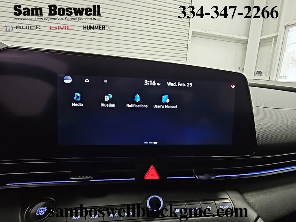 Used 2022 Hyundai Elantra N image 16