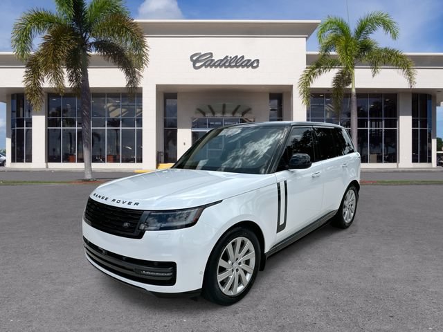 Used 2024 Land Rover Range Rover SE AWD/4WD image 1