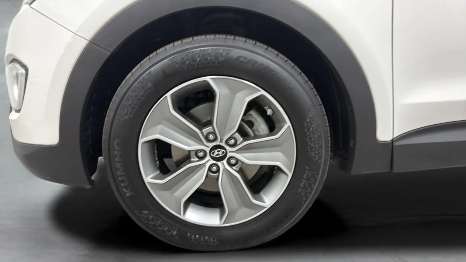 Used 2015 Hyundai Santa Fe GLS FWD image 26