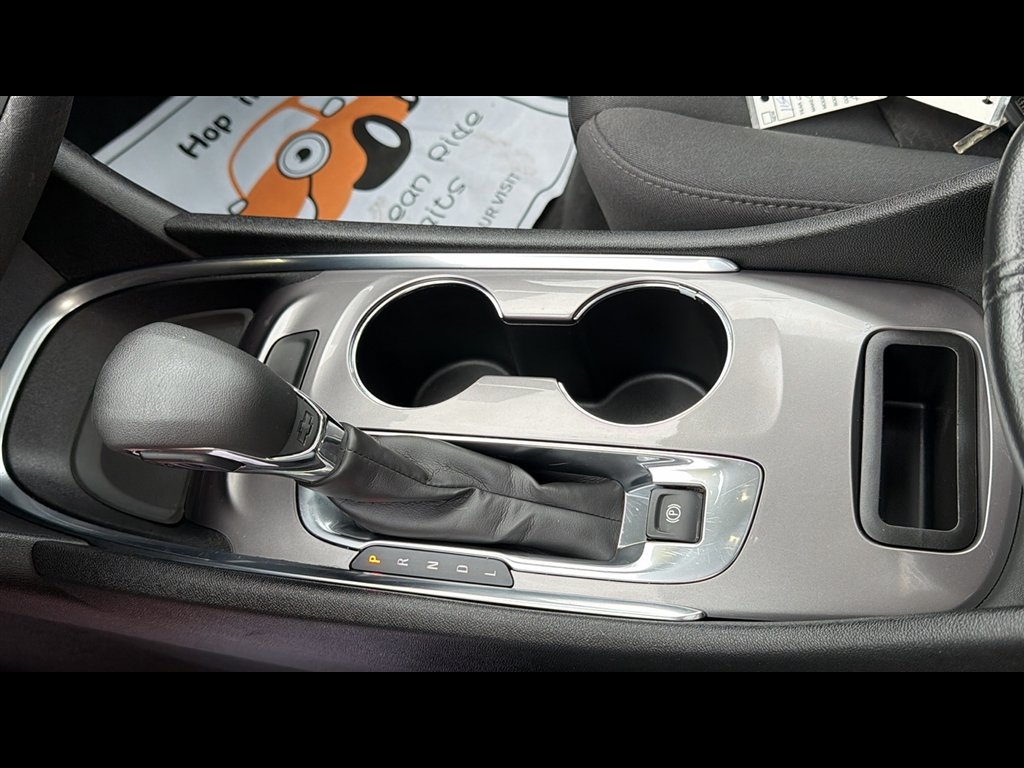 Used 2022 Chevrolet Malibu LT FWD image 20