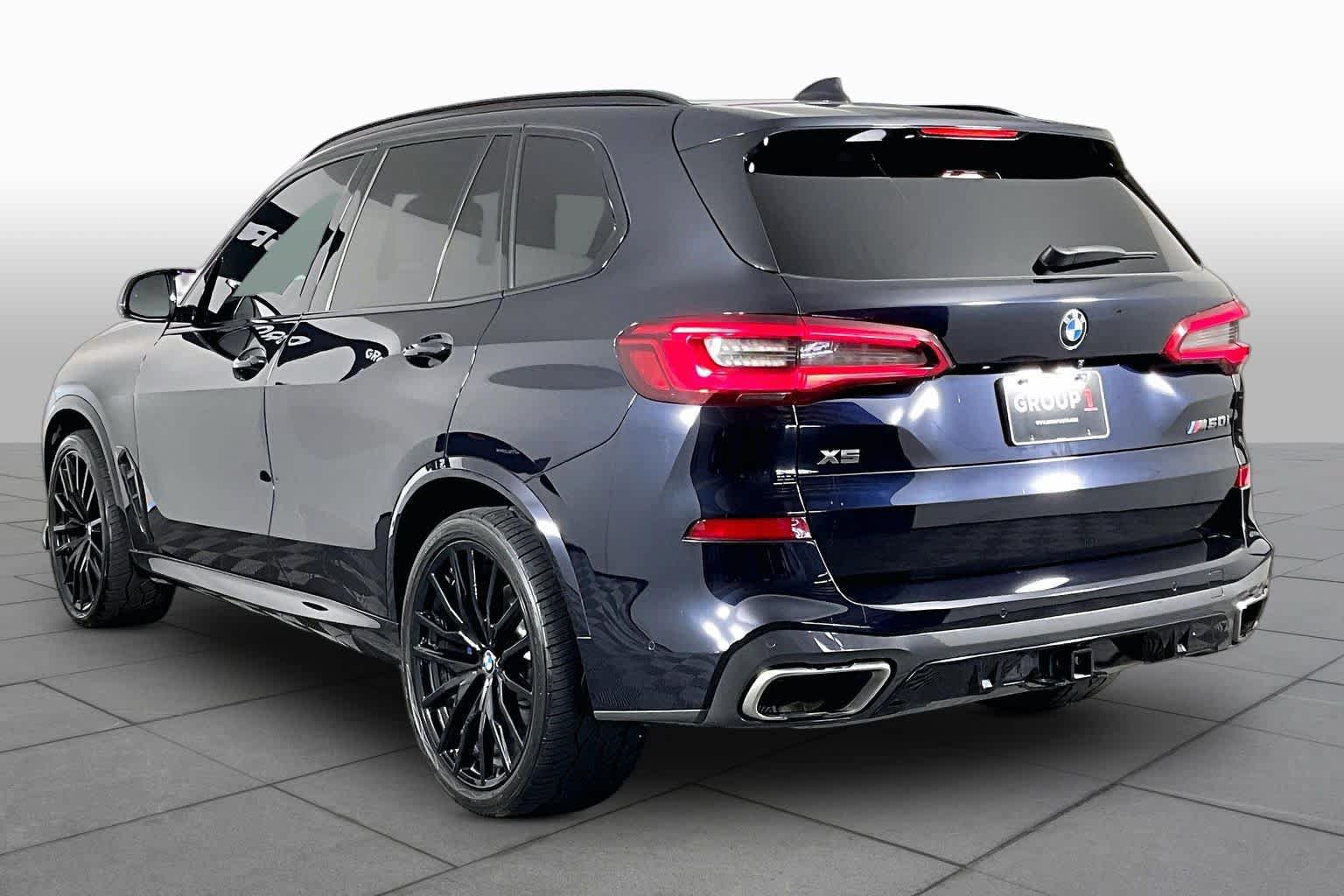 Used 2020 BMW X5 M50i w/ Premium Package AWD/4WD image 11