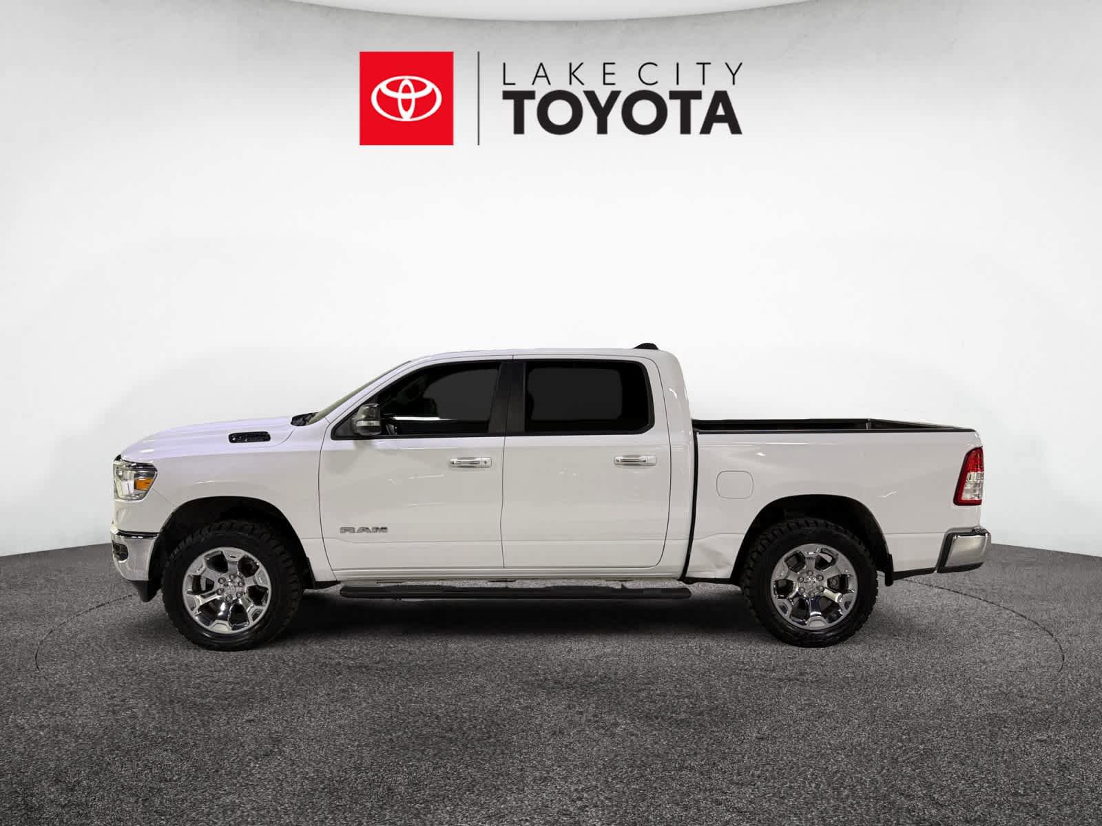 Used 2020 RAM 1500 Big Horn AWD/4WD image 3