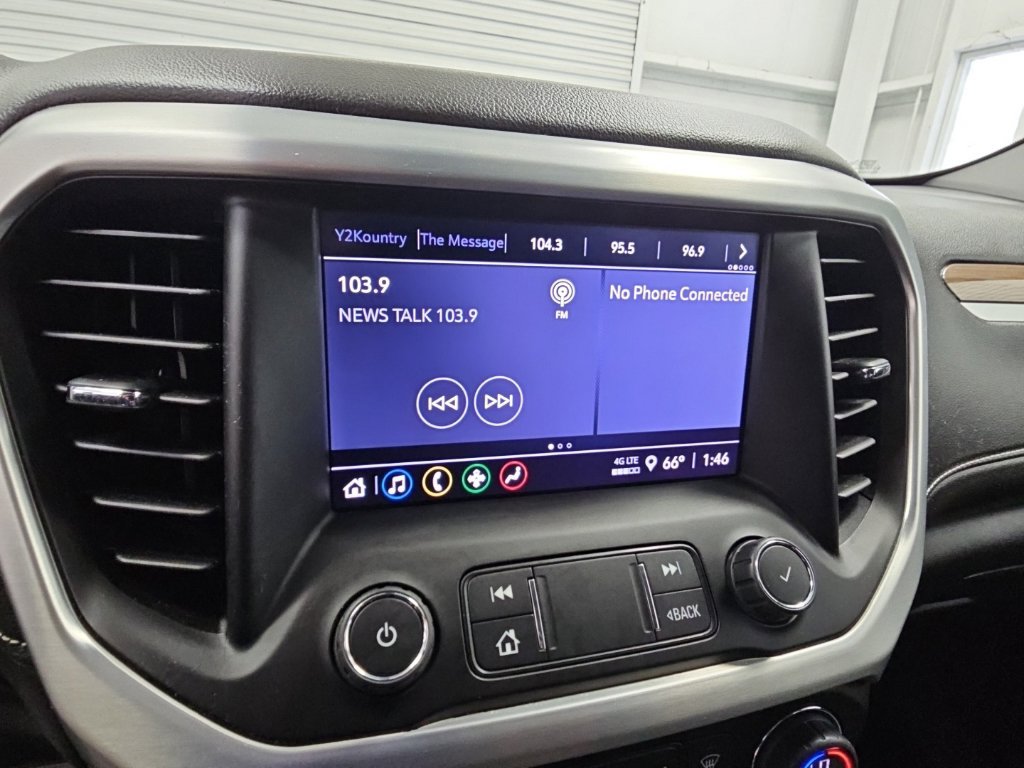 Used 2022 GMC Acadia SLE w/ Driver Convenience Package FWD image 18
