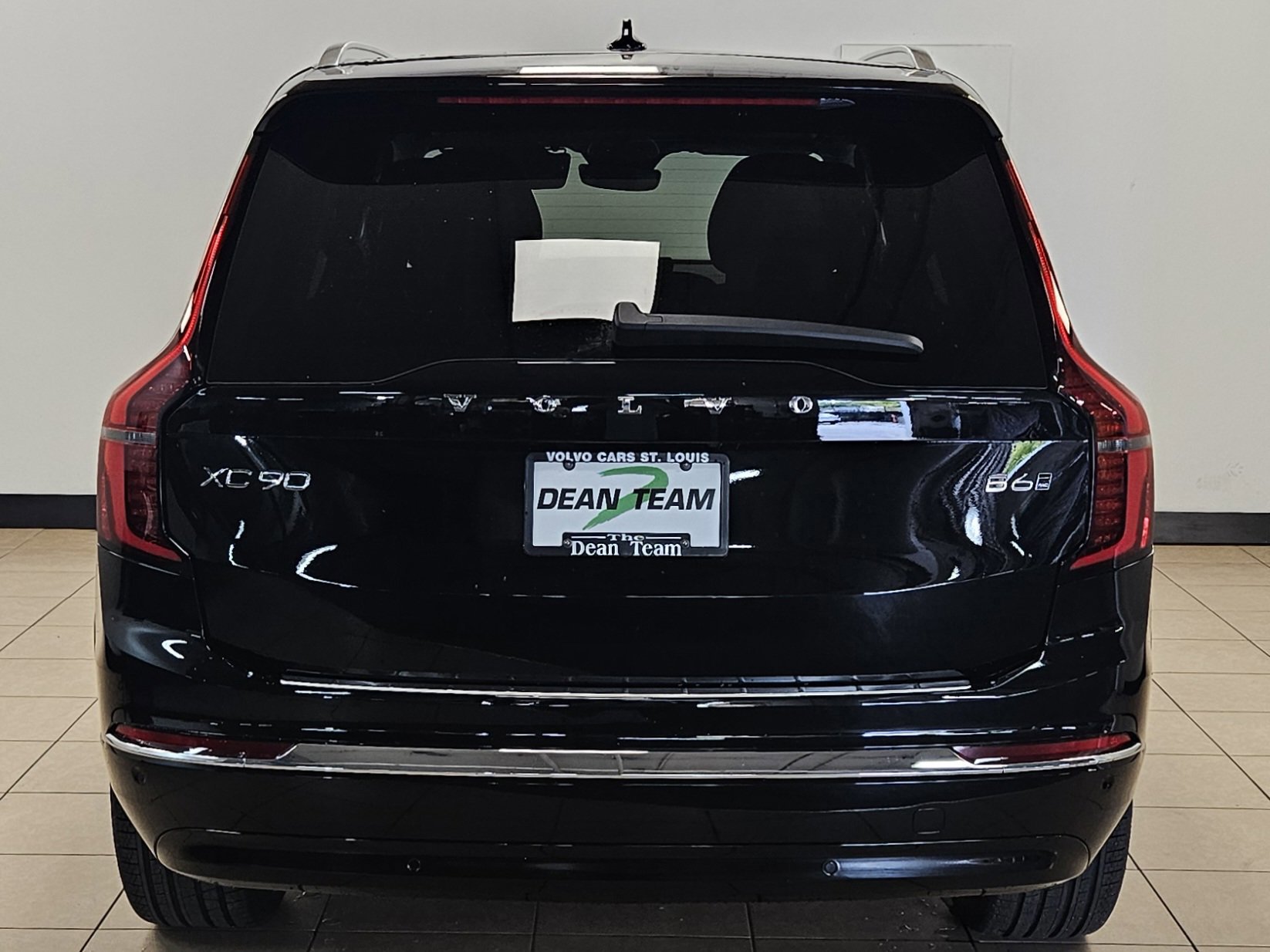 New 2026 Volvo XC90 B6 Plus w/ Protection Package Premier image 9