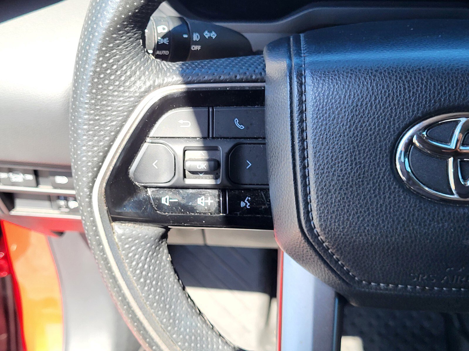 Used 2023 Toyota Sequoia SR5 w/ SR5 Premium Package RWD image 28