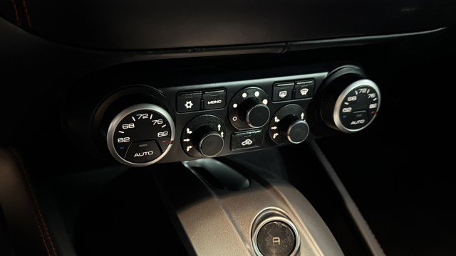 Used 2017 Ferrari California T RWD image 8