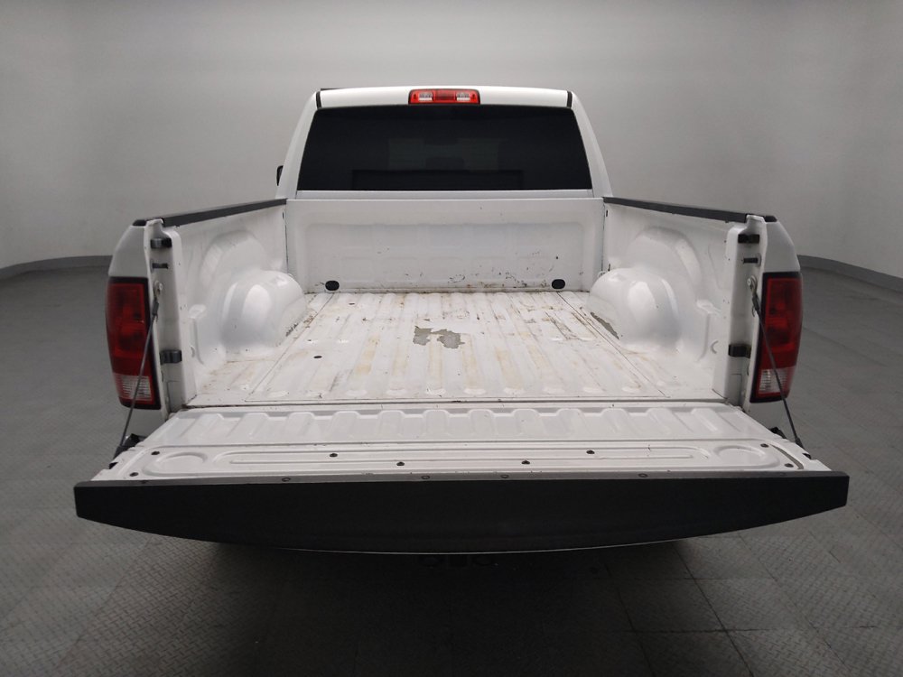 Used 2019 RAM 1500 Tradesman w/ Chrome Plus Package RWD image 29