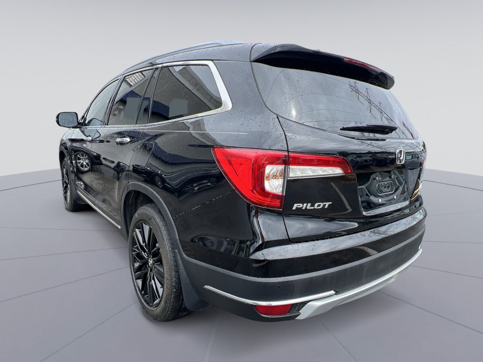 Used 2019 Honda Pilot Touring image 7