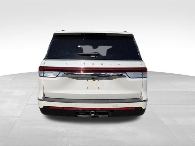 Used 2023 Lincoln Navigator Reserve AWD/4WD image 9