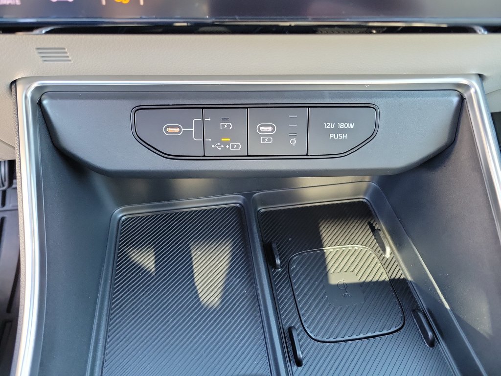 New 2026 Kia Carnival SX Prestige FWD image 21