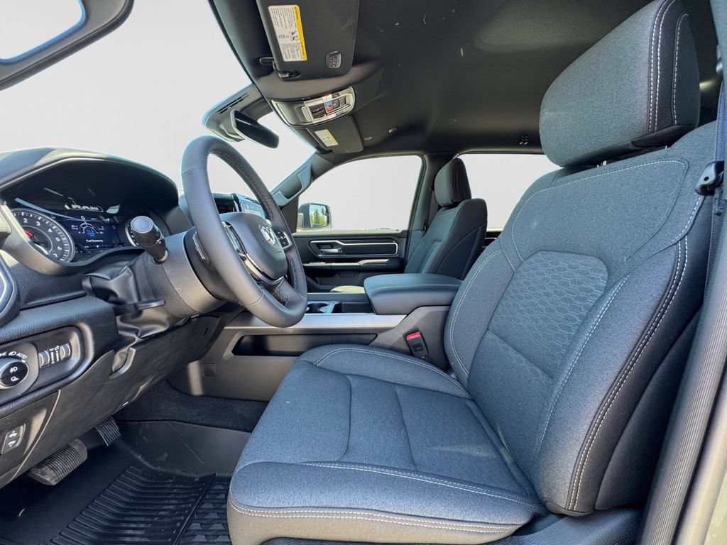 New 2026 RAM 1500 Big Horn AWD/4WD image 17