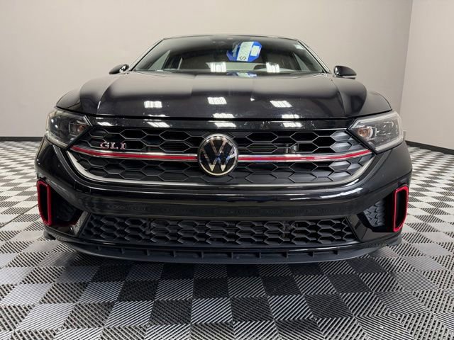 Used 2024 Volkswagen Jetta GLI Autobahn image 3