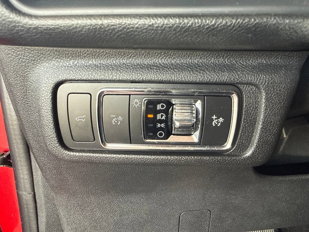 Used 2022 Lincoln Corsair AWD w/ Premium Package image 14