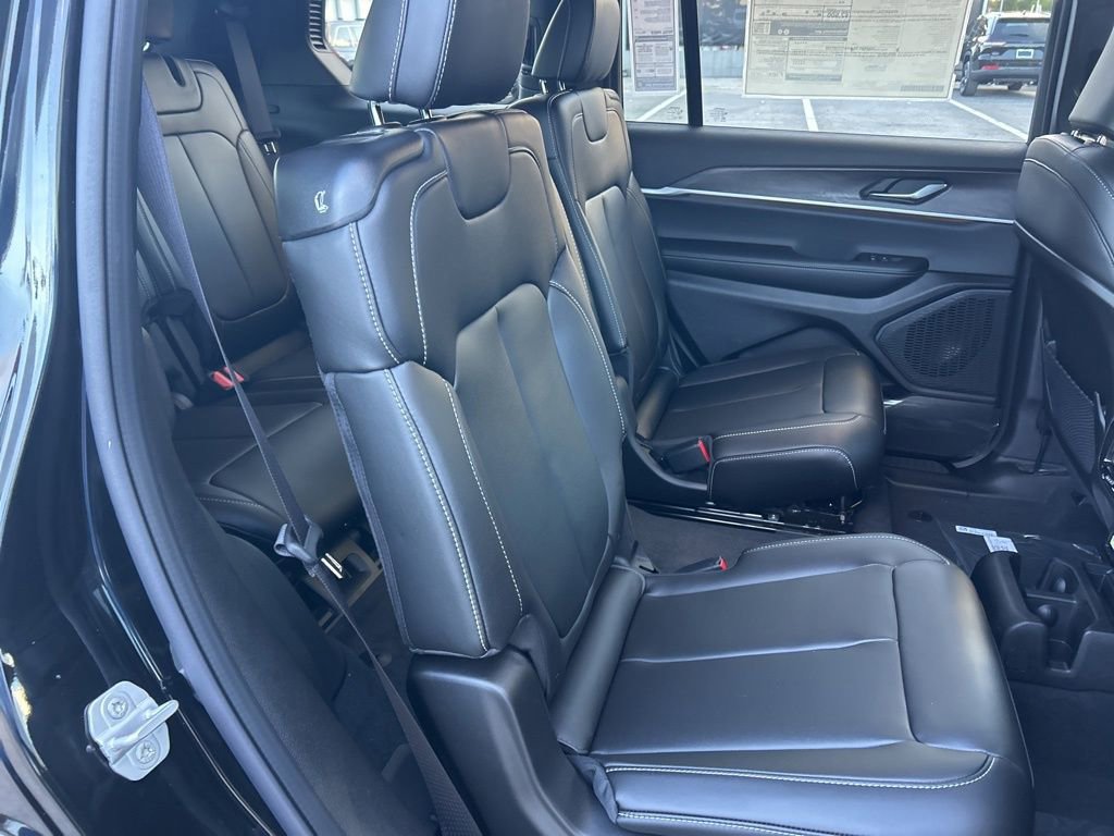 New 2025 Jeep Grand Cherokee L Limited image 27