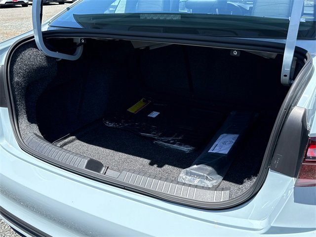 New 2025 Volkswagen Jetta SE image 16