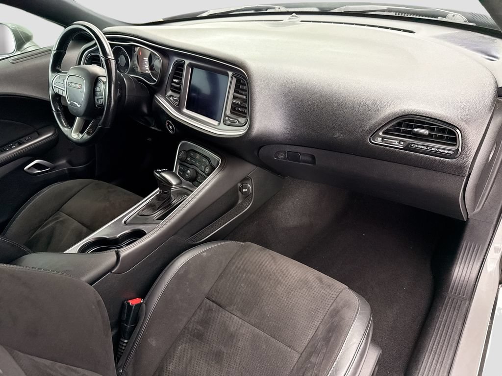 Used 2019 Dodge Challenger R/T Scat Pack RWD image 16