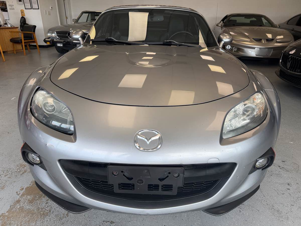 Used 2015 MAZDA MX-5 Miata Grand Touring w/ Premium Package RWD image 3