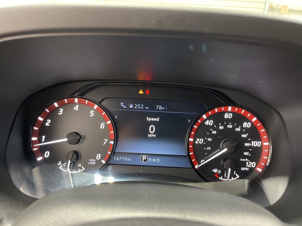 Used 2025 Nissan Frontier Pro-X w/ Pro Convenience Package image 13