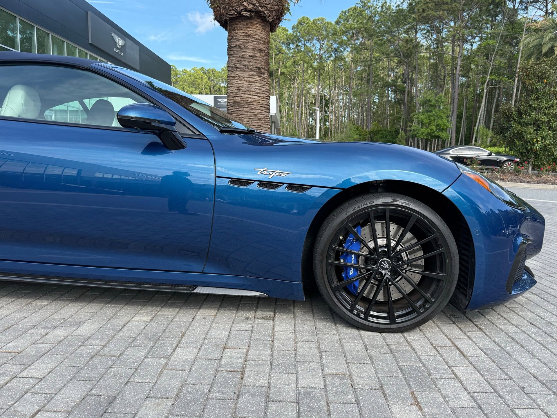 Certified 2024 Maserati GranCabrio Trofeo image 9