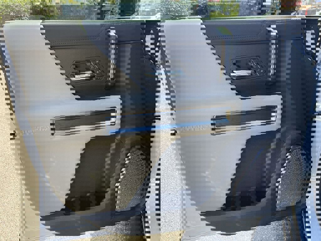 New 2026 GMC Hummer EV SUV image 22