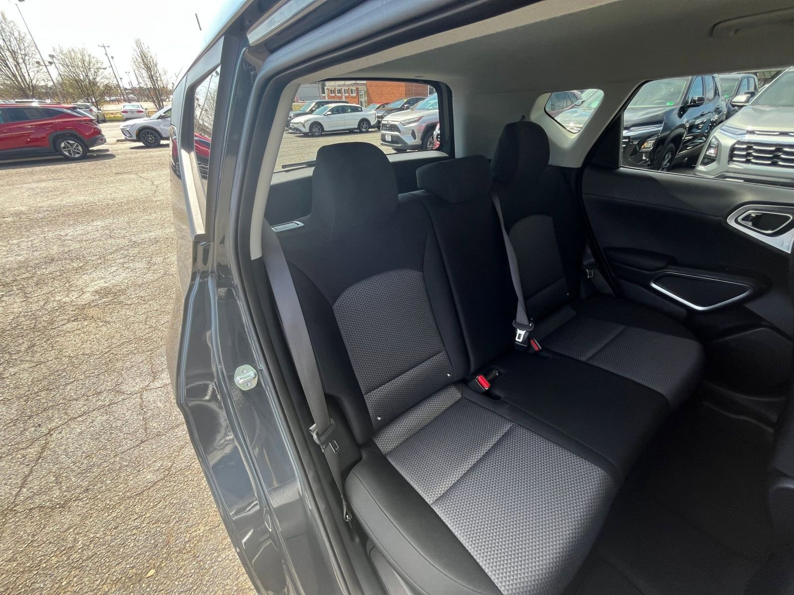 Used 2025 Kia Soul LX w/ LX Technology Package image 37