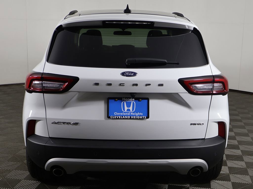 Used 2024 Ford Escape Active w/ Tech Pack #2 AWD/4WD image 14